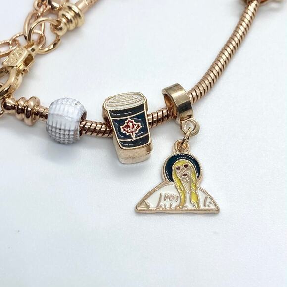 Taylor Swift 1989 Gold Tone Snake Style Charm Bracelet - Picture 4 of 9